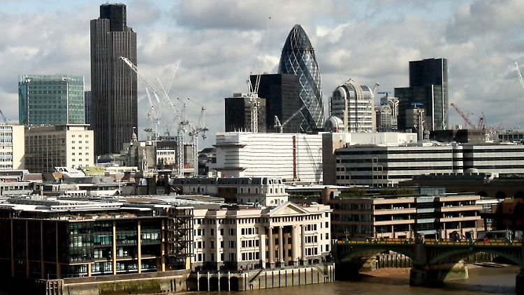 Die Finanzbranche ist eine der wichtigsten Säulen der britischen Wirtschaft.