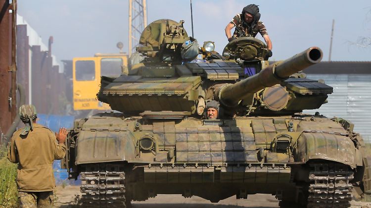 Ist eine neue Militärkolonne auf dem Weg nach Donezk?