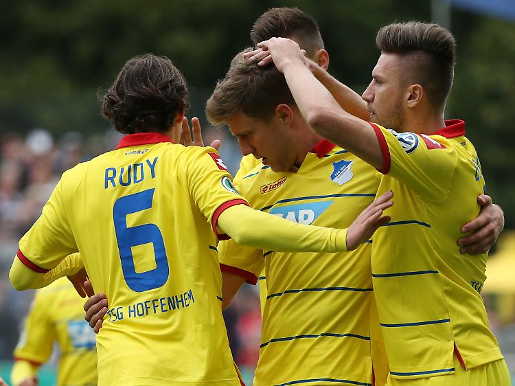 Hoffenheims Fünffachtorschütze Sven Schipplock darf sich Hoffnungen auf den Titel Pokal-Torschützenkönig machen.