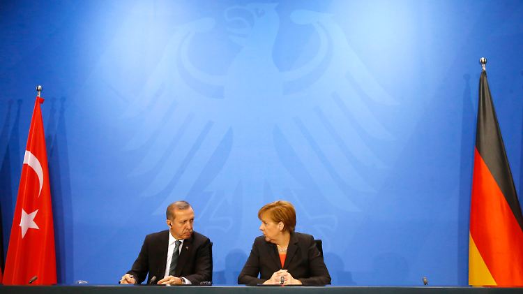 Medienberichten zufolge steht die Türkei als offizielles Aufklärungsziel im bis heute gültigen "Auftragsprofil" der Bundesregierung für den BND aus dem Jahr 2009.