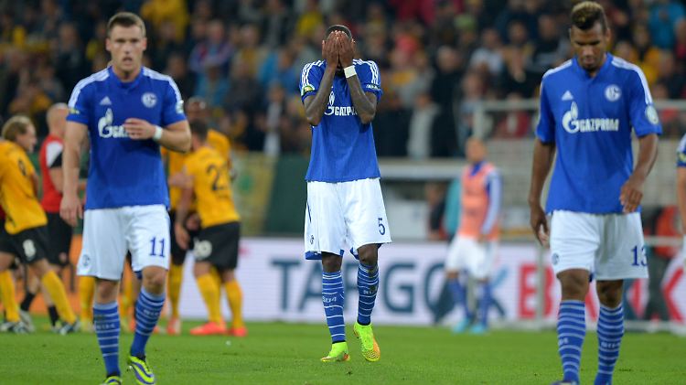 Gescheitert: Die Schalker im Pokal, gegen einen Drittligisten.