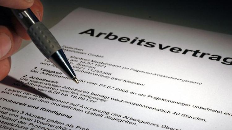 Finanziell riskante Berufswechsel sollte man sich gut überlegen, muss man zu Kindesunterhalt leisten.