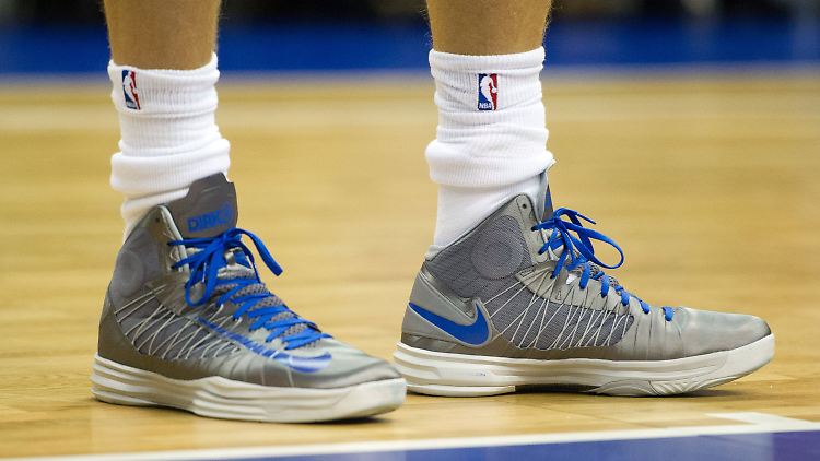 Über 100 Paar Schuhe besitzt Dirk Nowitzki.