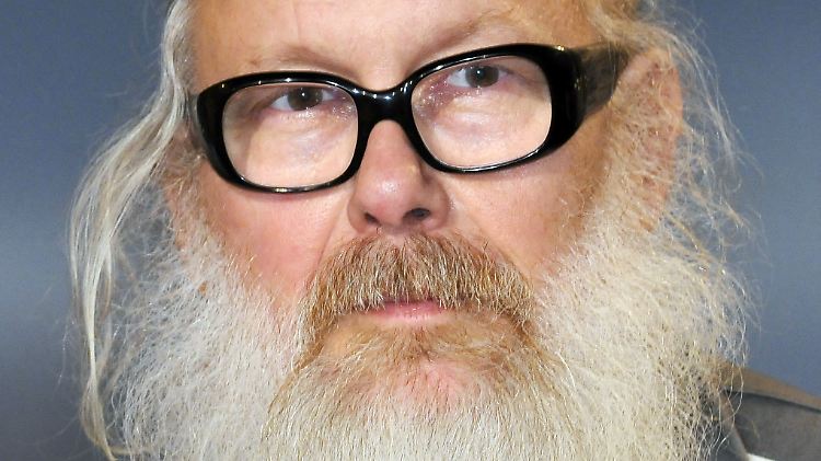 Klaus Zapf, der nie einen Führerschein besaß, baute ein Transportimperium mit heute rund 60.000 Kunden auf.