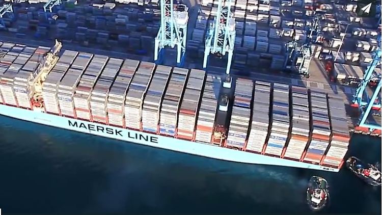 Hat mehr als 17.000 Standardcontainer geladen: die "Mary Maersk".