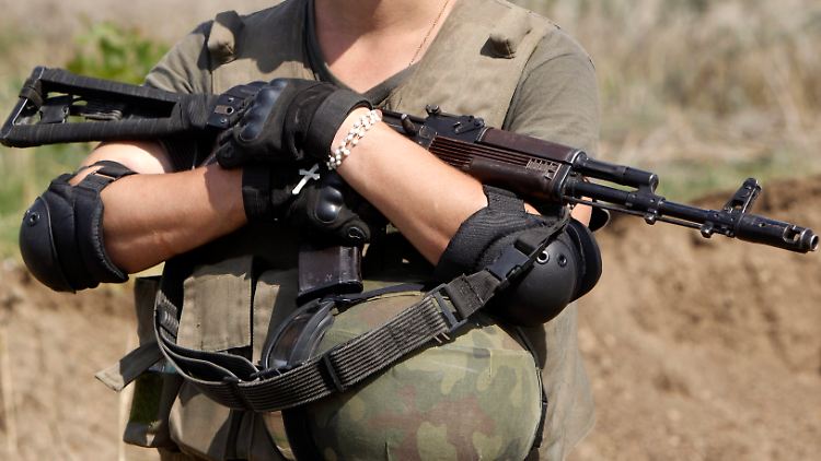 Ein ukrainischer Soldat vor Luhansk