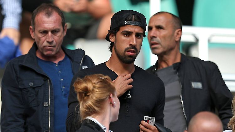 Sami Khedira besuchte am Freitag das Zweitligaspiel in Leipzig - obwohl er im Kader für das Supercup-Rückspiel von Real Madrid stand.