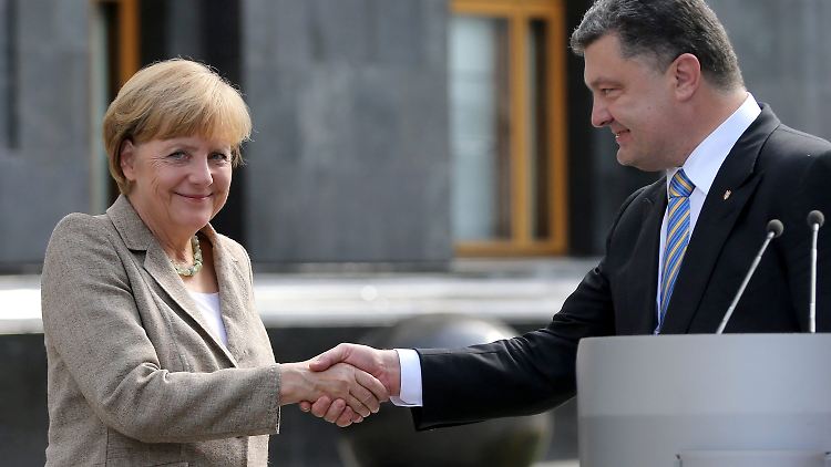 Angela Merkel will der Ukraine in ihrer Krise unter anderem mit Geld helfen.