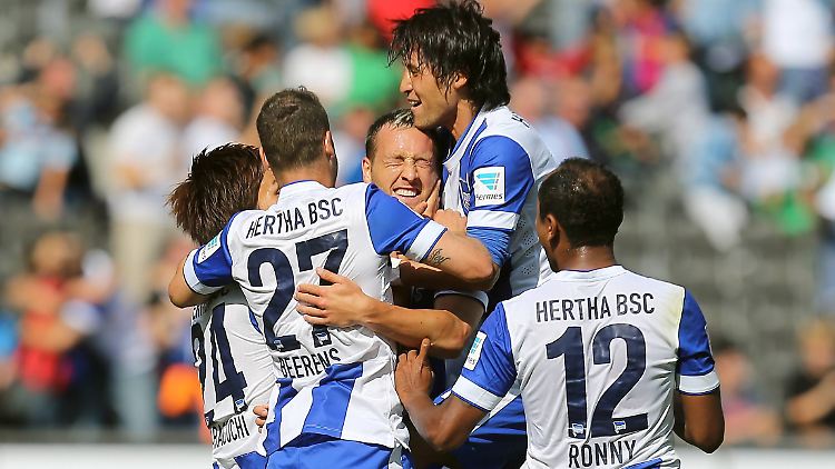 Julian Schieber trifft zwei Mal für die Hertha. Am Ende reichen seine Treffer nur für einen Punkt.