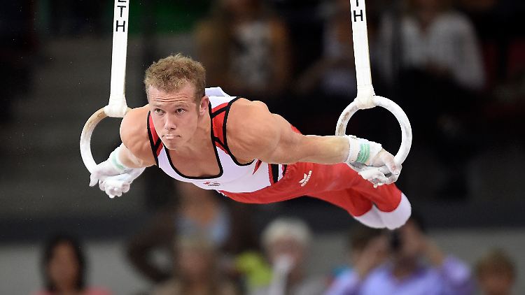 Fabian Hambüchen überzeugte in Stuttgart an fast allen Geräten.