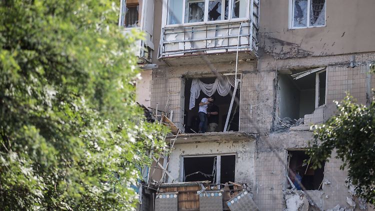 Zerstörte Häuser in Donezk: Ein Ende des Kriegs in der Ostukraine ist nicht in Sicht.