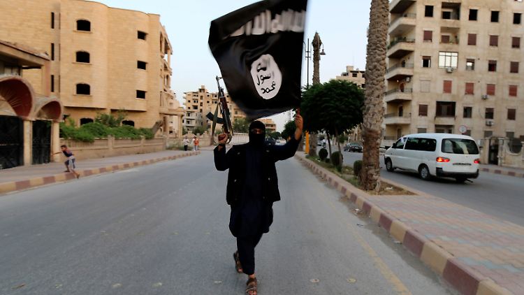 IS-Terrorkämpfer üben offenbar auch auf deutsche Kinder eine Faszination aus.