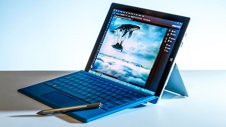 In Verbindung mit einem Tastatur-Cover soll das Surface Pro 3 ein vollwertiger Notebook-Ersatz sein.