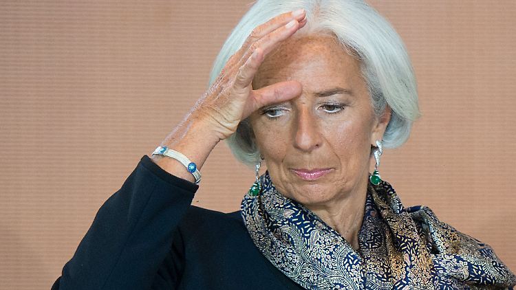 Der Vorwurf gegen Lagarde im Zusammenhang mit der sogenannten Tapie-Affäre laute auf "Nachlässigkeit".