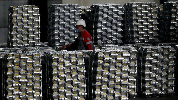 In einer Schmelze von Rusal in Krasnojarsk. Rusal ist der größte Aluminiumkonzern der Welt.