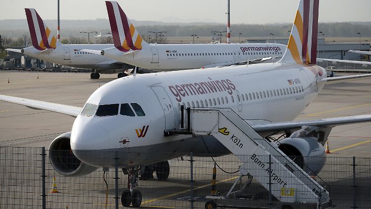 Bei dem Tarifstreit geht es momentan um die Übergangsrente für die 5400 Piloten bei Lufthansa und Germanwings.
