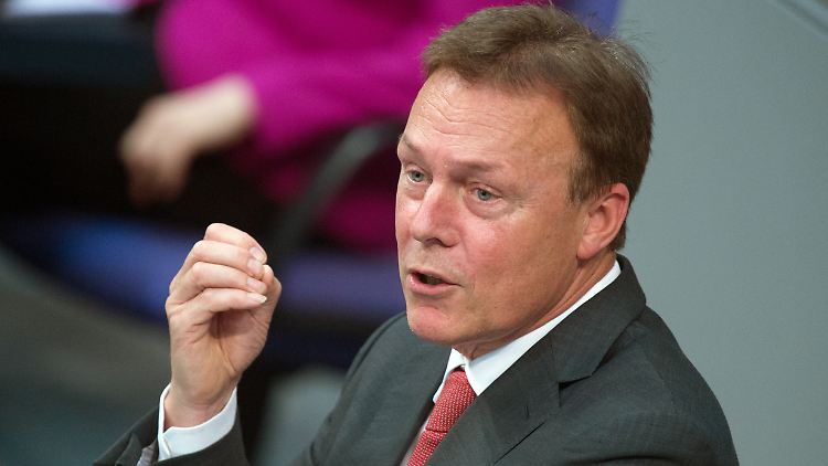 Die Unterdrückung der Sunniten nach dem Sturz Saddam Husseins ist für Oppermann ein Hauptgrund für das Erstarken des IS.