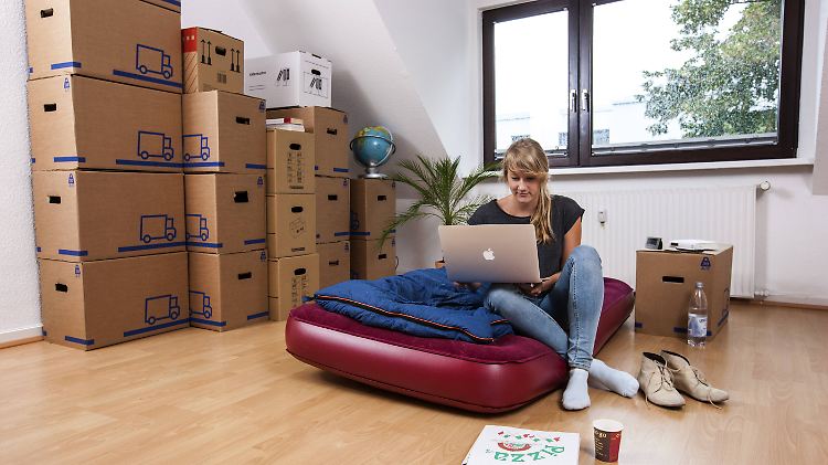 Kurz nach dem Einzug verteilt der Mensch seine mitgebrachten Bakterien in der gesamten Wohnung.