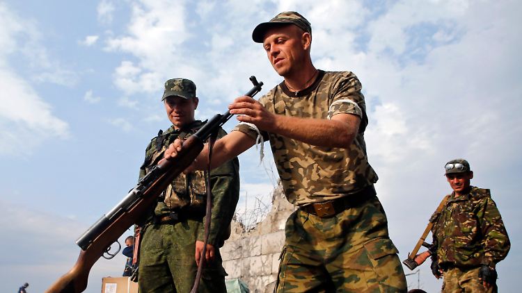 Russlands Präsident Putin hat die Separatisten aufgefordert, einen Fluchtkorridor für die ukrainische Armee freizumachen.