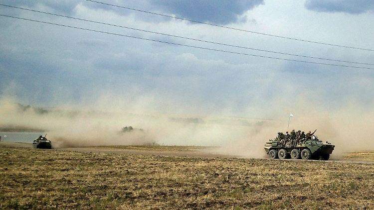 Dass Russland sich in der Ukraine engagiert, gilt angesichts erdrückender Indizien längst als sicher.