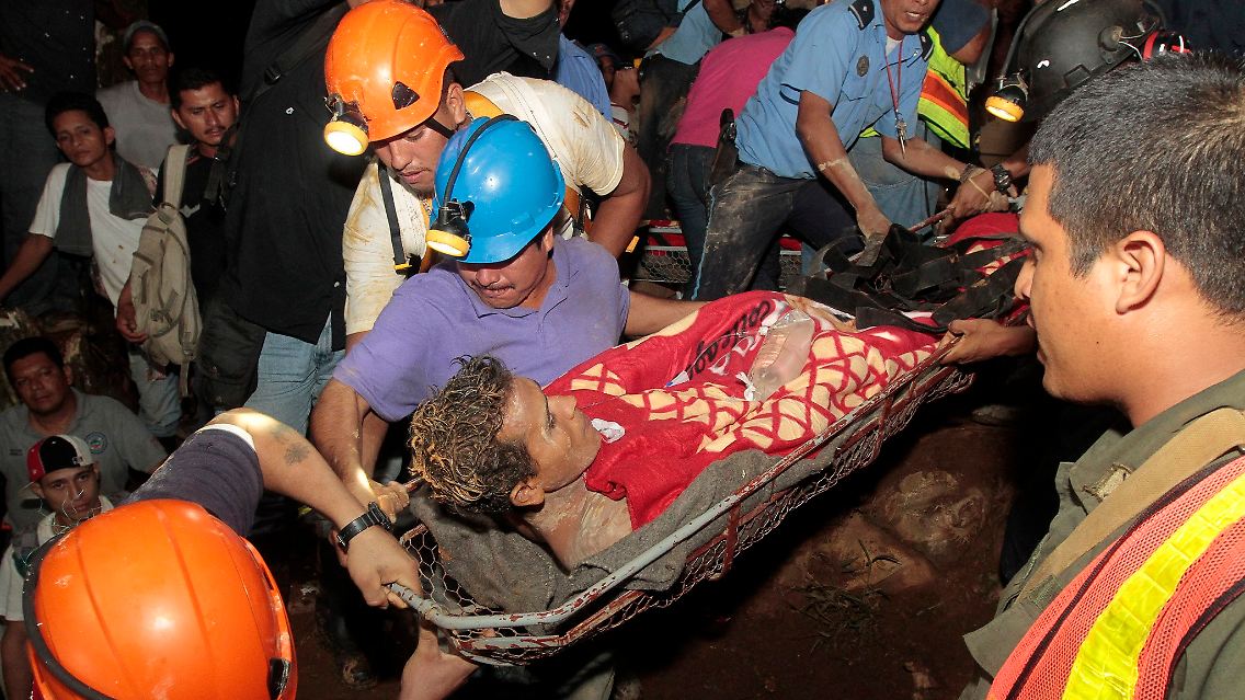 2014-08-30T051112Z_1019599654_GM1EA8U10BZ01_RTRMADP_3_NICARAGUA-MINE.JPG4911734580288506994.jpg