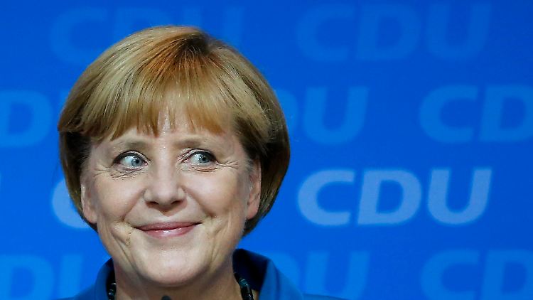 Angela Merkel hat gut lachen: An ihrer Partei führt derzeit kein Weg vorbei.