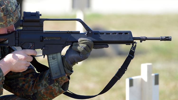 Das Sturmgewehr G36 von Heckler & Koch dürfte zu den Waffen gehören, die die Bundeswehr an die Kurden abtritt.