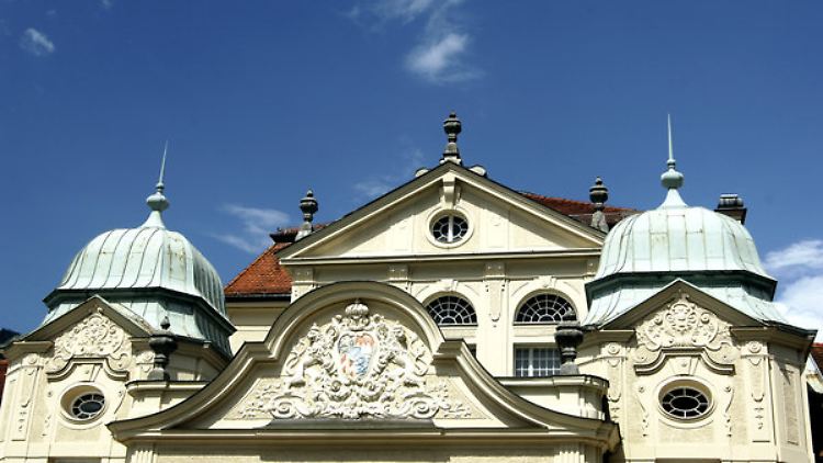 Fassade des Alten Königlichen Kurhauses in Bad Reichenhall.