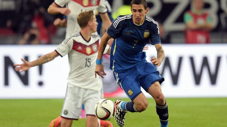 Flügelflitzer aus Argentinien: Ángel di María beim Länderspiel gegen Deutschland im September. Anders als im WM-Finale gewannen die Südamerikaner das Spiel - mit 4:2.