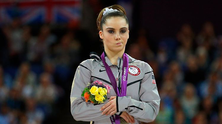 Die Olympiasiegerin Maroney behauptete bislang, die von ihr gezeigten Nacktbilder seien Fälschungen. 