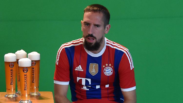Prost Mahlzeit! Franck Ribéry soll für Frankreich spielen müssen.