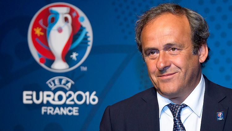 Michel Platini strebt das höchste Amt im Weltfußball an.
