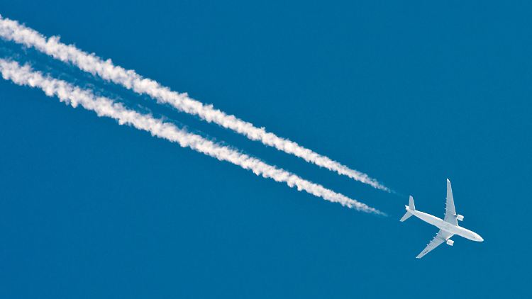 20.000 Euro pro Flug - so viel sparen europäische Fluglinien angeblich pro Flug nach Asien, durch die kurzen Routen über Sibirien. 