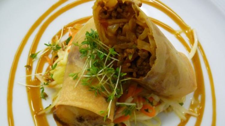 Asiatisch inspiriert: Die Dithmarscher Herbstrolle mit leckerem Weißkohl.