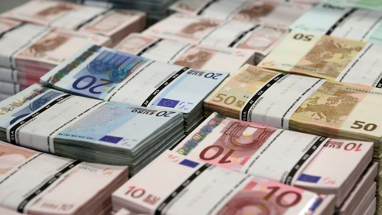Der gesunkene Euro erfreut zumindest die Exporteure.