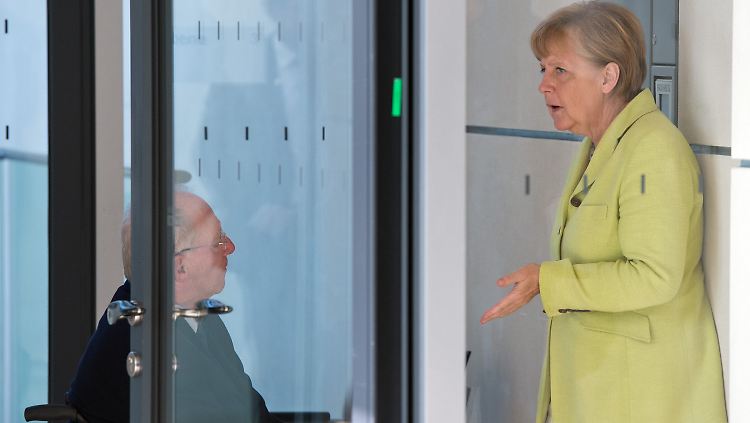 Haben sich in den Augen der deutschen Öffentlichkeit als Team gut geschlagen: Angela Merkel und Wolfgang Schäuble