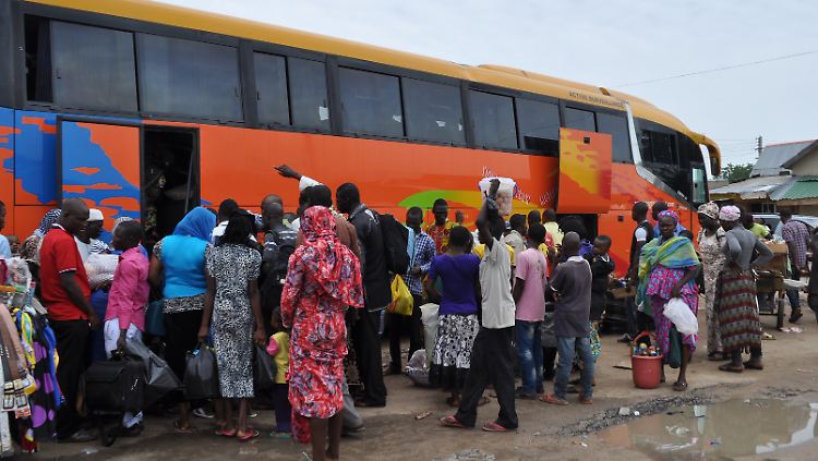 Tausende nigerianische Bürger sind auf der Flucht vor der Extremistengruppe Boko Haram.