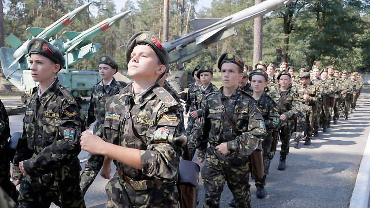 In der Militärschule Bojarka unweit von Kiew.