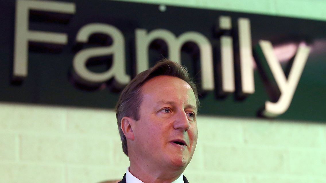 2014-09-10T151814Z_1409254171_LM1EA9A18ZD01_RTRMADP_3_SCOTLAND-INDEPENDENCE-CAMERON-VISIT.JPG273394401291357787.jpg