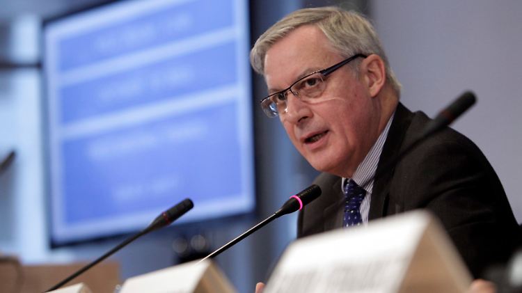 Noyer ist bricht mit der ungeschriebenen Regel, dass sich EZB-Vertreter nicht zum Euro-Wechselkurs äußern.