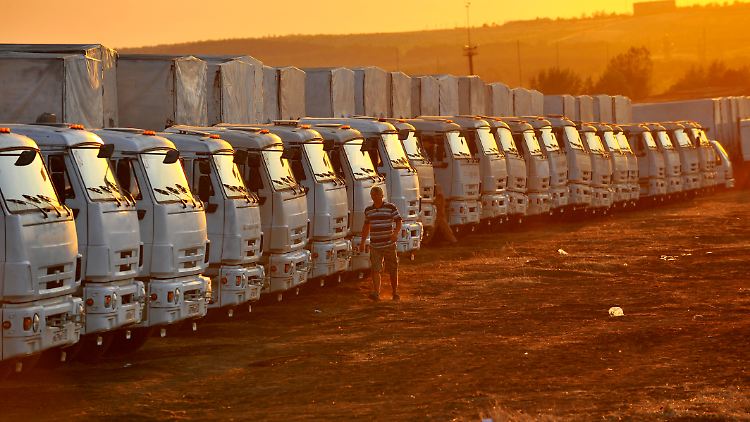 Ein erster russischer Konvoi bestand aus mehr als 250 Lkw.