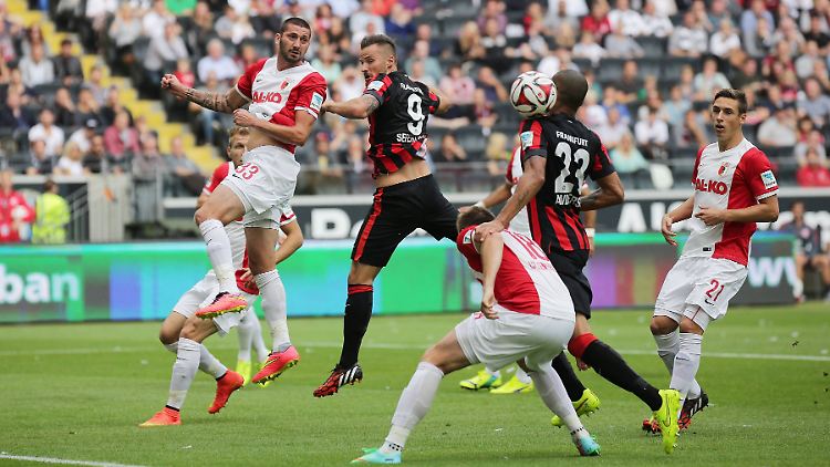 Einen Triumph des Wollens feierte Augsburg in Frankfurt.