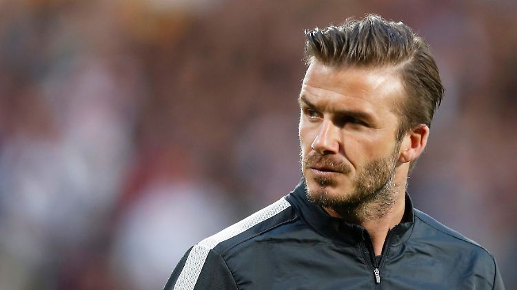 Beckham holte seinen Sohn vom Arsenal-Trainingsgelände abl.