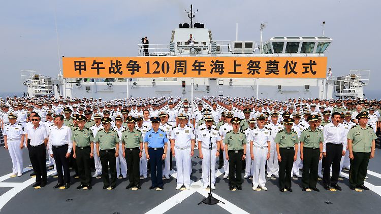 Chinesische Militärstrategen plädieren für eine weitere Aufrüstung des Landes.