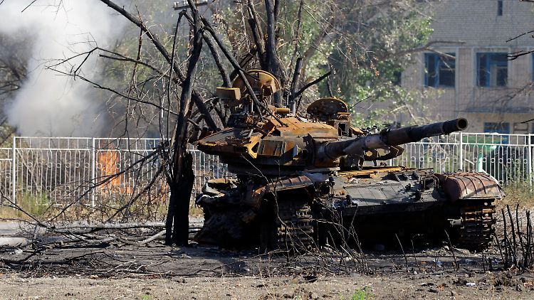 Nach monatelangen Kämpfen sind viele Orte in der Ostukraine zerstört.