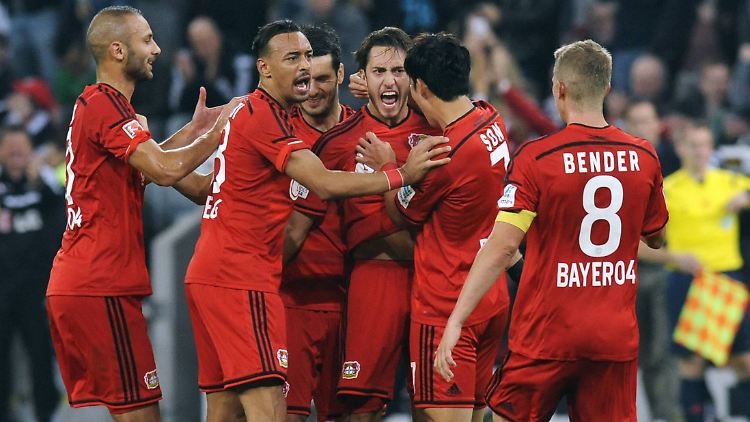 Dreimal haben Leverkusens Fußballer gegen Bremen gejubelt. Allerdings haben sie auch drei Tore kassiert.