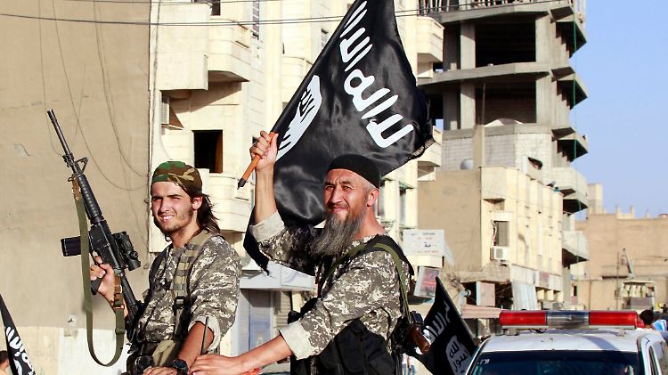 Die Flagge des Terrors weht: Die Dynamik des IS wirkt auf junge Radikale anziehend.