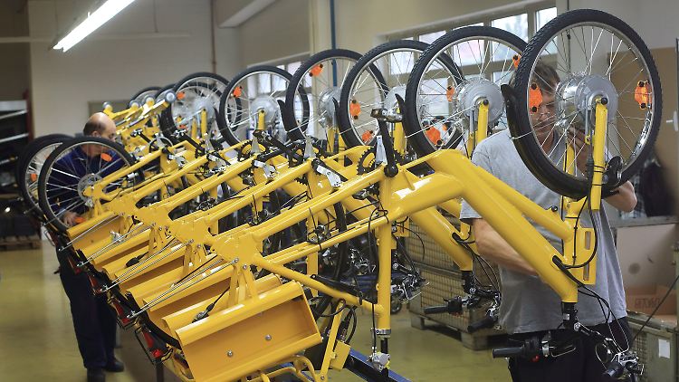 Produktion spezieller Fahrräder für Briefzusteller in Sangerhausen.