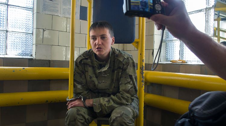 Ukrainische Kämpferin in den Händen Moskaus: Nadja Sawtschenko.