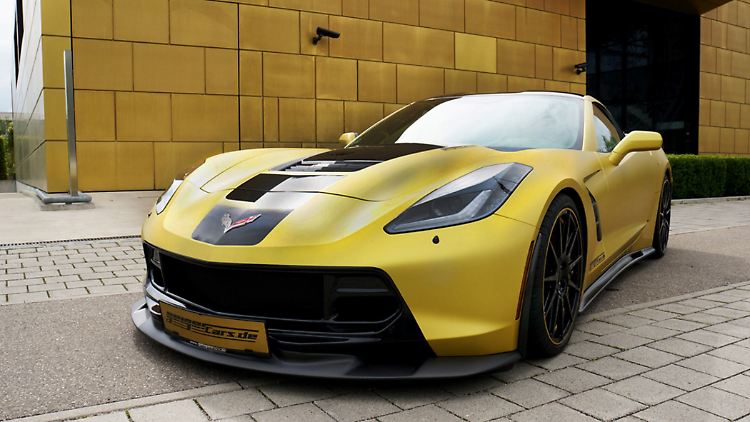 Wenn schon, denn schon: Der Lack in "Motorsport-Gold" ist ein Muss.